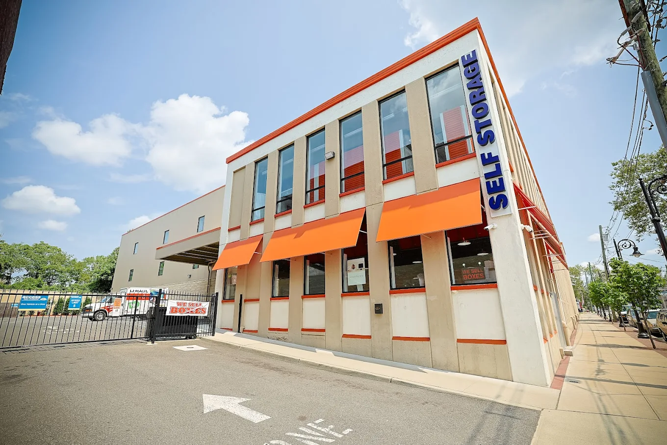 Bright Box Self Storage - Plainfield 639 South Ave Plainfield, NJ 07062